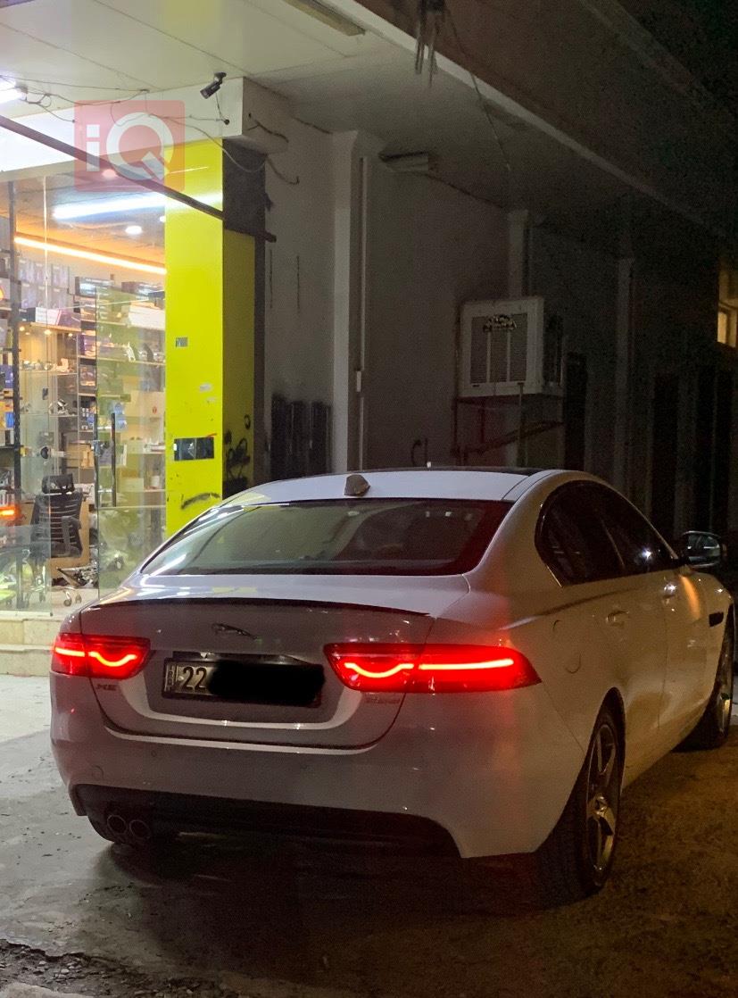 Jaguar XE
